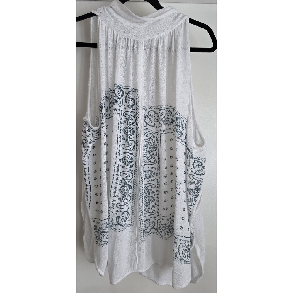 Free People Top Sleeveless White Blue Paisley Collared Boho Camisole